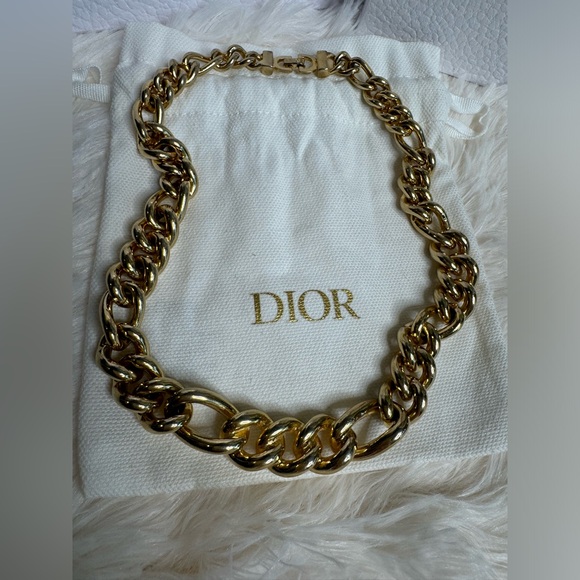š„RARE, VINTAGEš„Christian Dior Curb Chain Necklace with Swavorski Crystals - Picture 4 of 8